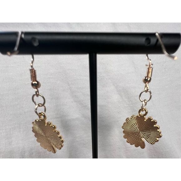 Bundle Of Two Handmade Dangly Yellow and Green Flower Earrings - Picture 5 of 5